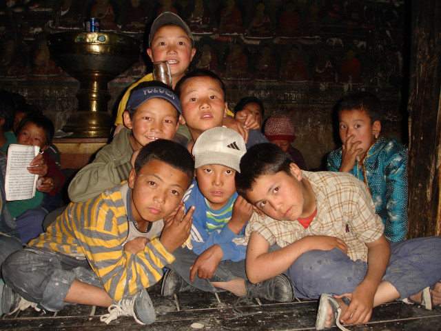 Residential students in Shey Palace