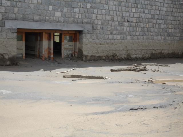 Mud at its highest in one of the courtyards