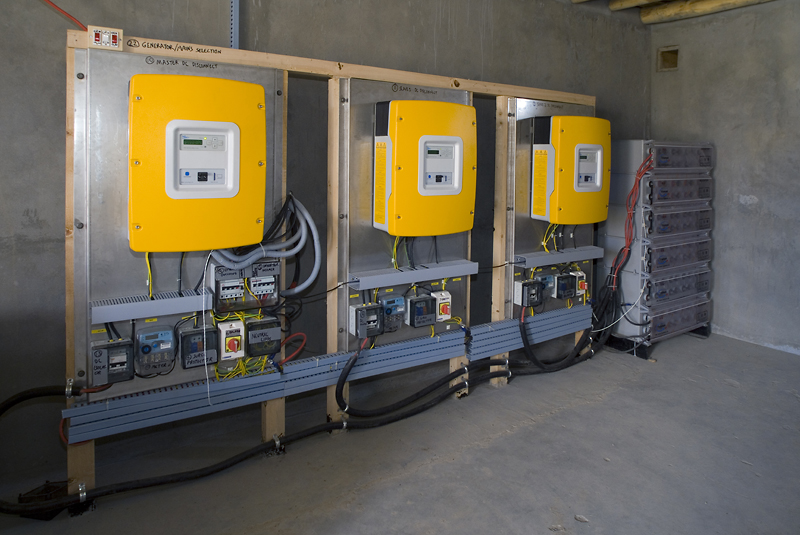 Inverters in the energy centre|Inverters in the energy centre
